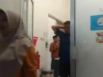 BIDAN-TEWAS-Rekan-kerja-bidan-RSU-Besuki-usai-melihat-kondisi-korban-Murtafia-Rafika.jpg